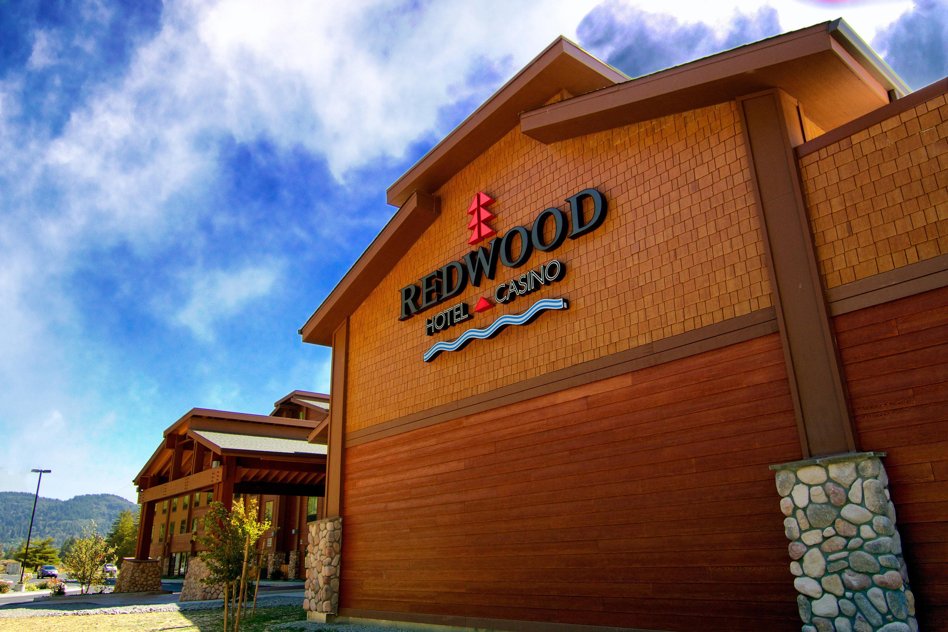 Holiday Inn Express Redwood National Park By Ihg Klamath Exterior photo