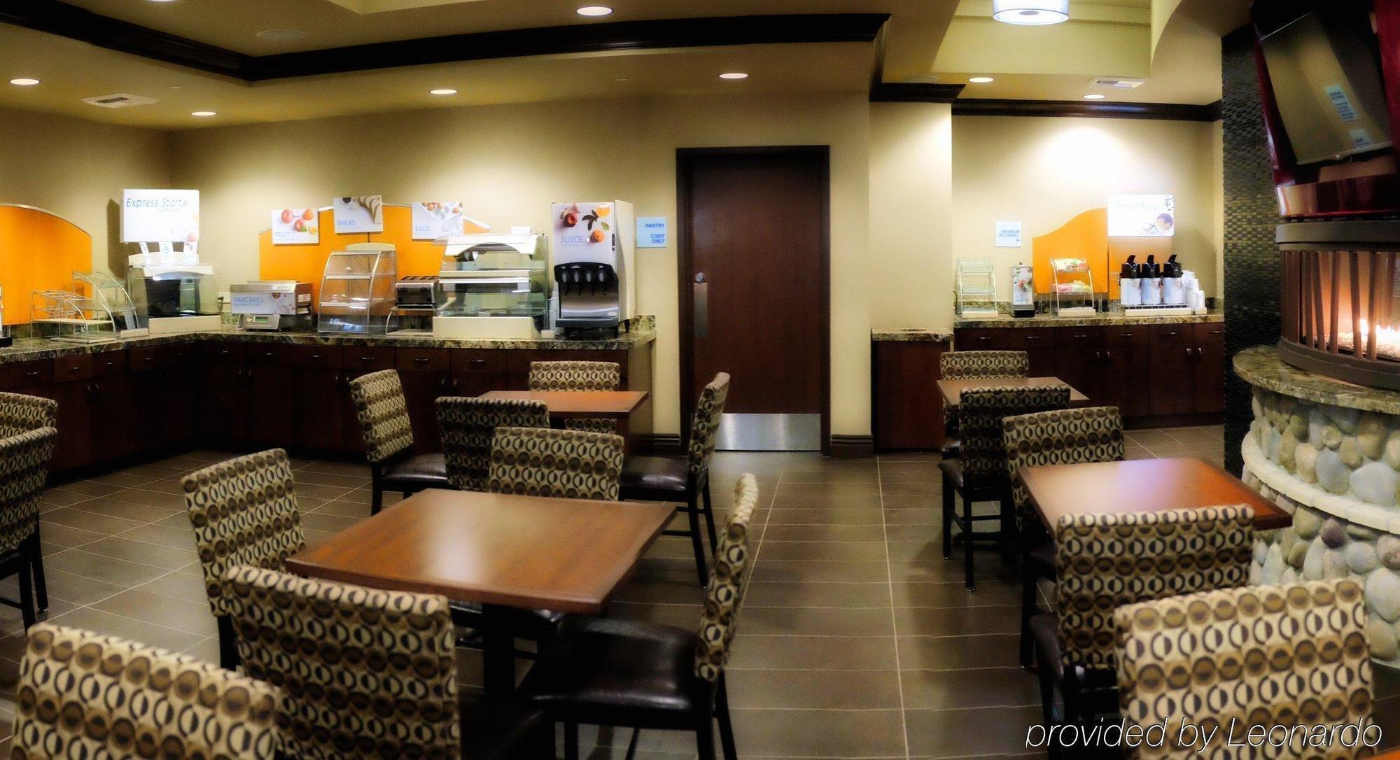 Holiday Inn Express Redwood National Park By Ihg Klamath Exterior photo